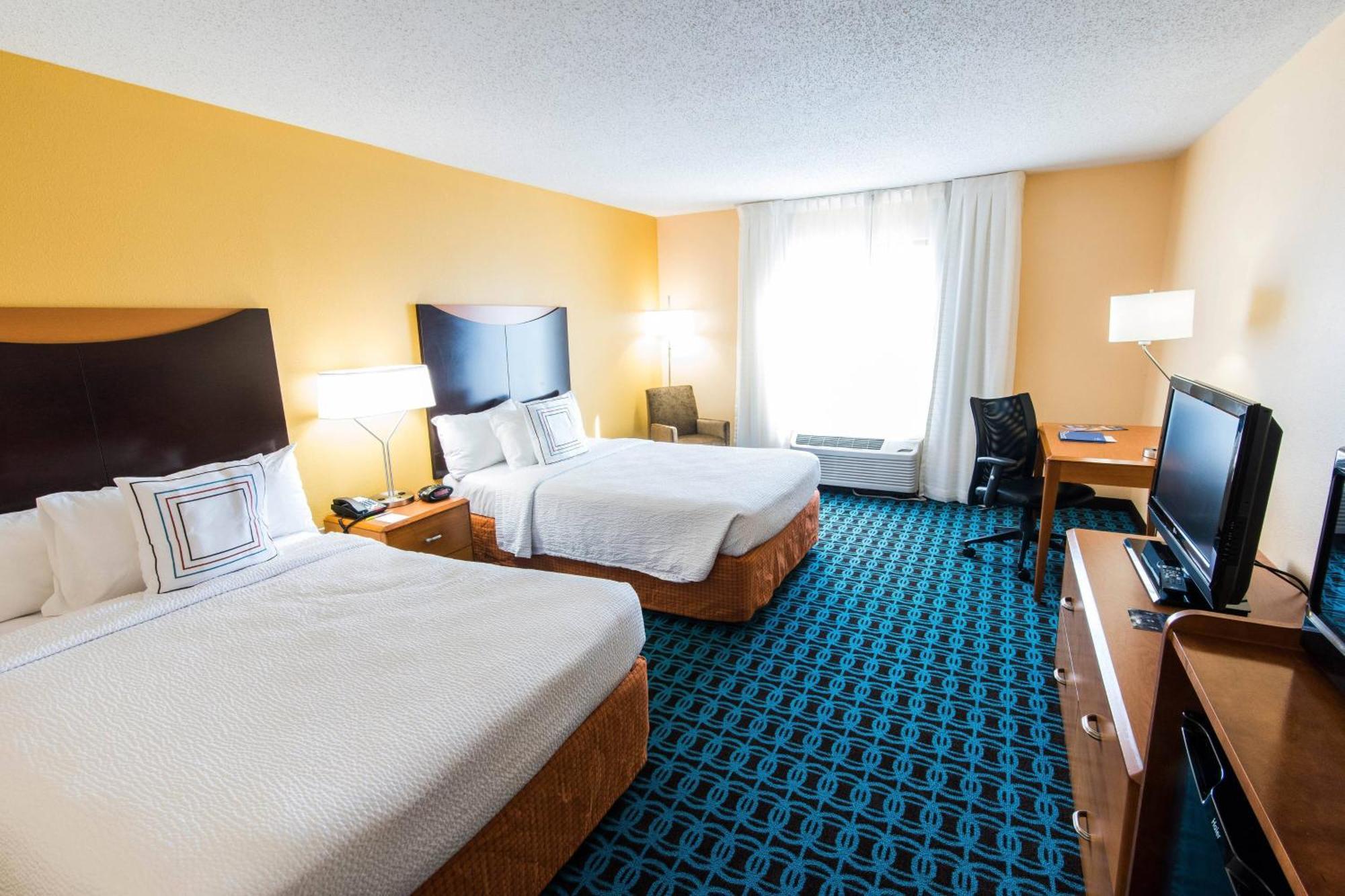 Fairfield By Marriott Chesapeake Hotel Exterior photo